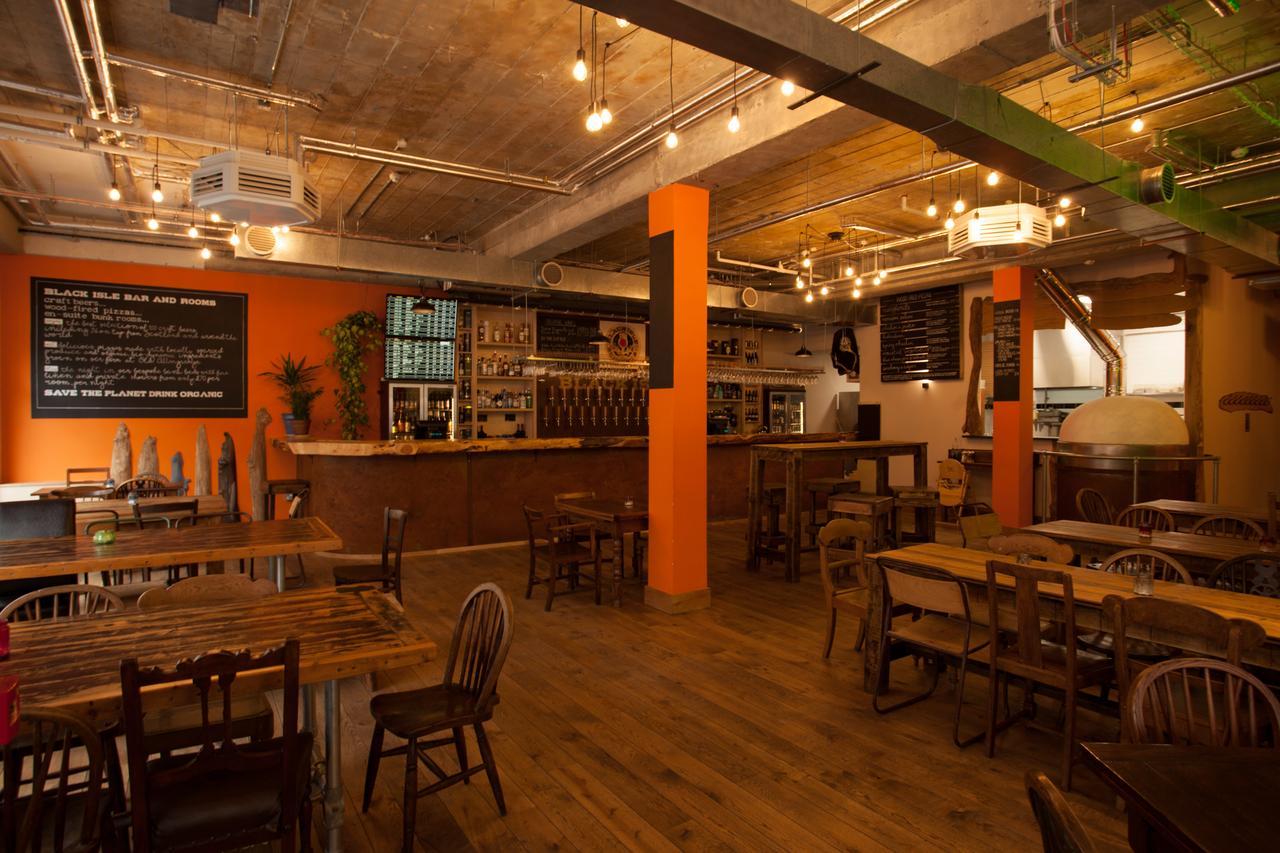 Black Isle Bar & Rooms Inverness Bagian luar foto